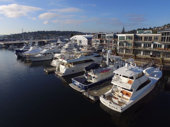 Salmon Bay Marine Center 2288: 2288 W Commodore Way, Seattle, WA 98199